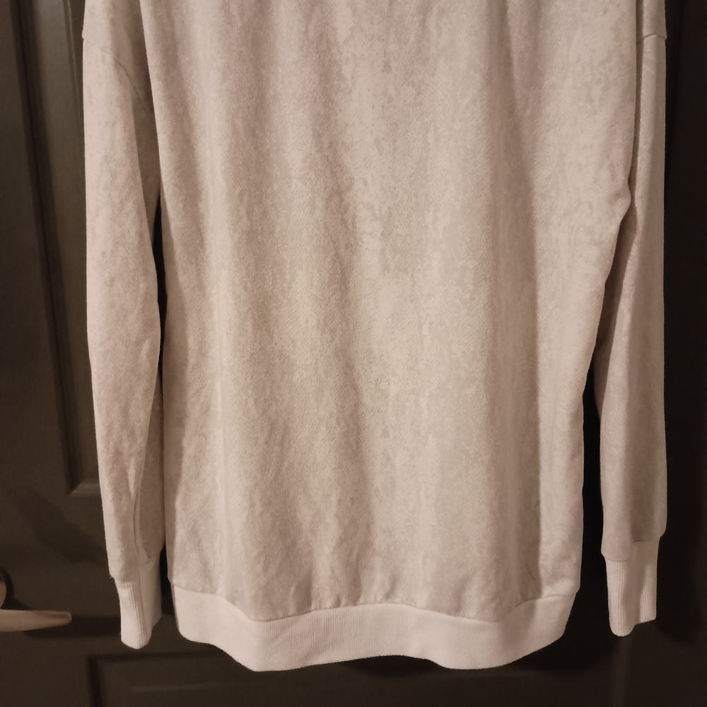 Mondetta White Women's Top